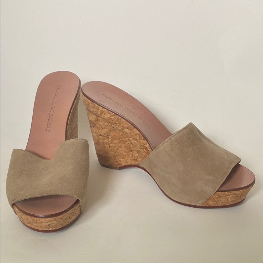 Diane Von Furstenberg Suede Cork Tan Platform Wedge Shoes Size 6 Summer Y2K